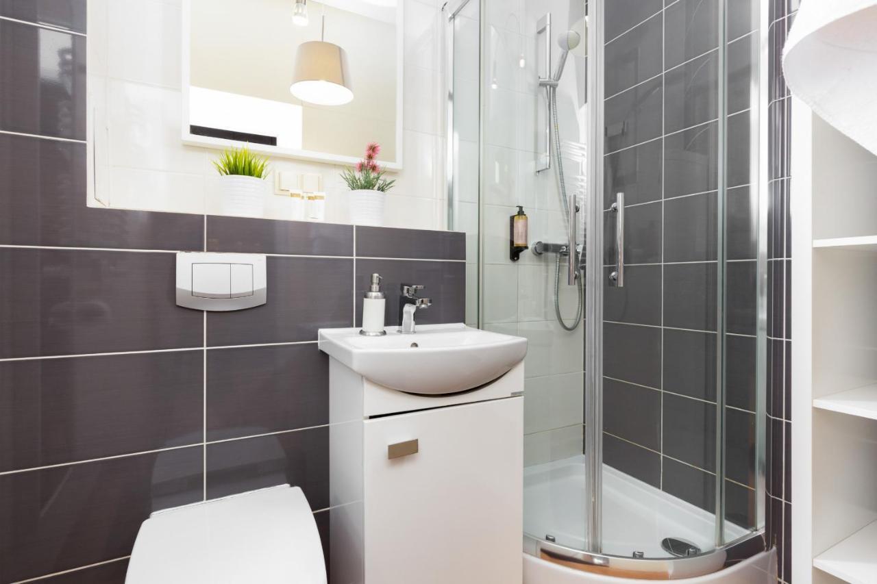 Apartment Warsaw Hoza By Noclegi Renters מראה חיצוני תמונה